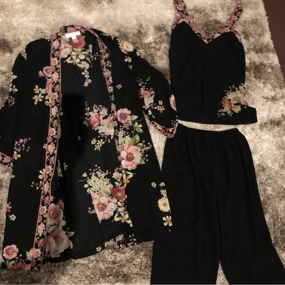 Oscar De La Renta 3-Piece Floral Detail Robe Lingerie Set Sz S/M